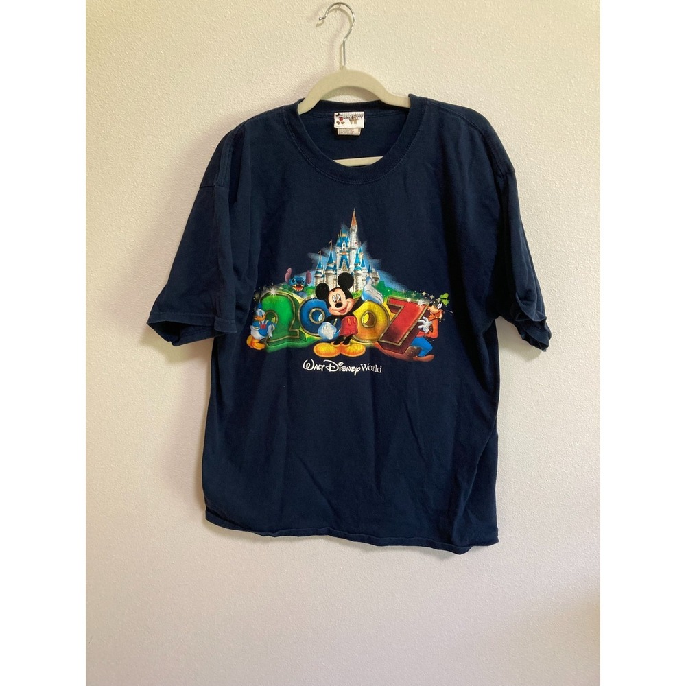 2007 Walt Disney World‎ Blue Shirt Size XL Graphic Short Sleeve Castle Mickey